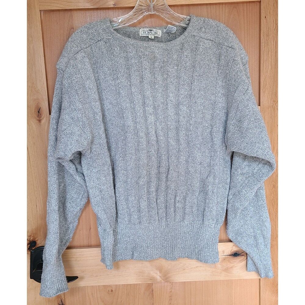 Royal Silk Angora Blend Knit MEDIUM Sweater Gray Grandpa Closet Staple Warm M‎